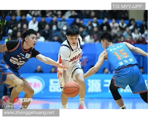 四川男篮新赛季首轮不敌广州男篮